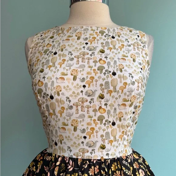 Retrolicious ModCloth Mushroom & Snail Twofer Vintage Midi Dress - Picture 4 of 8